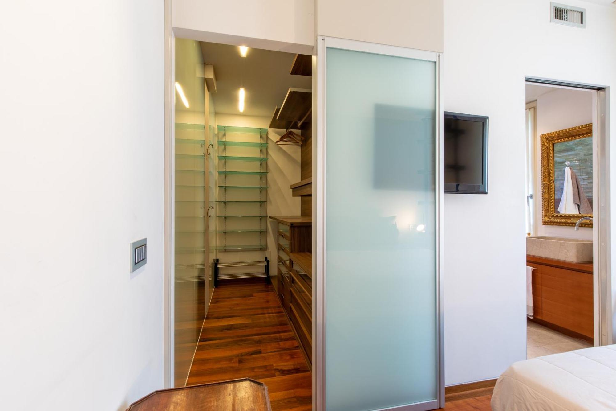 Porta Venezia- design apartment, 2-bedrooms, Netflix, wifi Milaan Buitenkant foto